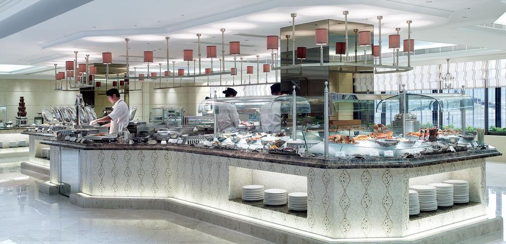 فندق ذه رويال غاردن هونغ كونغ المطعم الصورة A buffet at a hotel