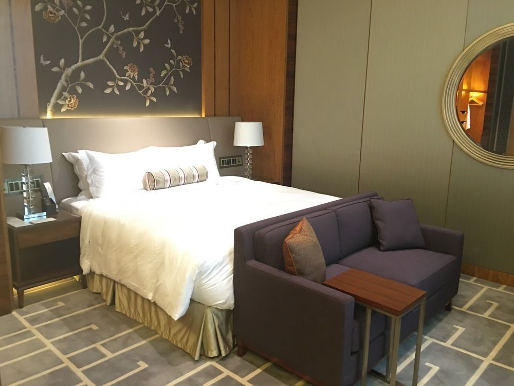 فندق ذه رويال غاردن هونغ كونغ المظهر الخارجي الصورة A room at the hotel