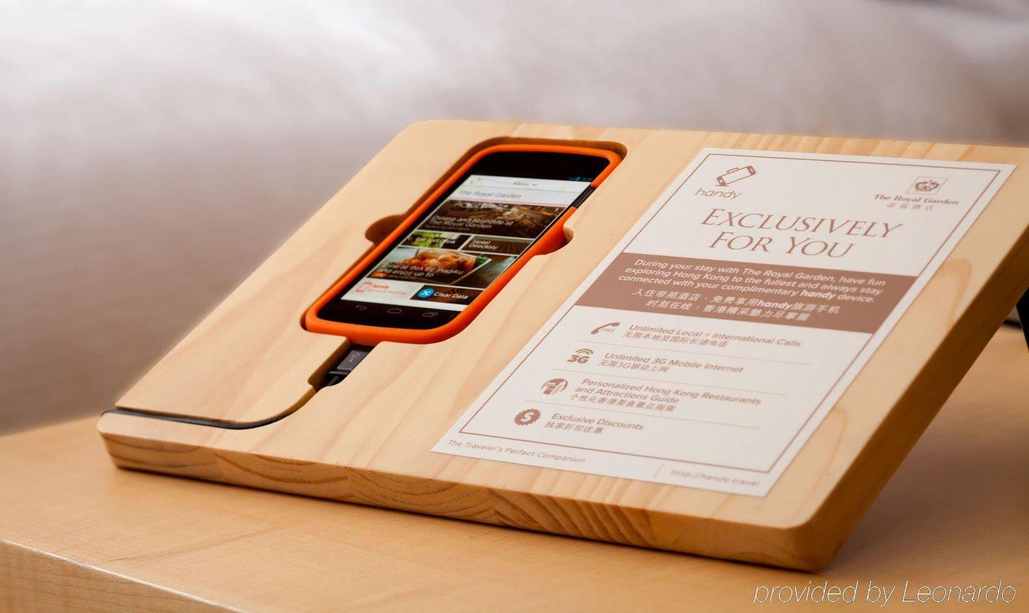 فندق ذه رويال غاردن هونغ كونغ المظهر الخارجي الصورة A wooden tablet stand