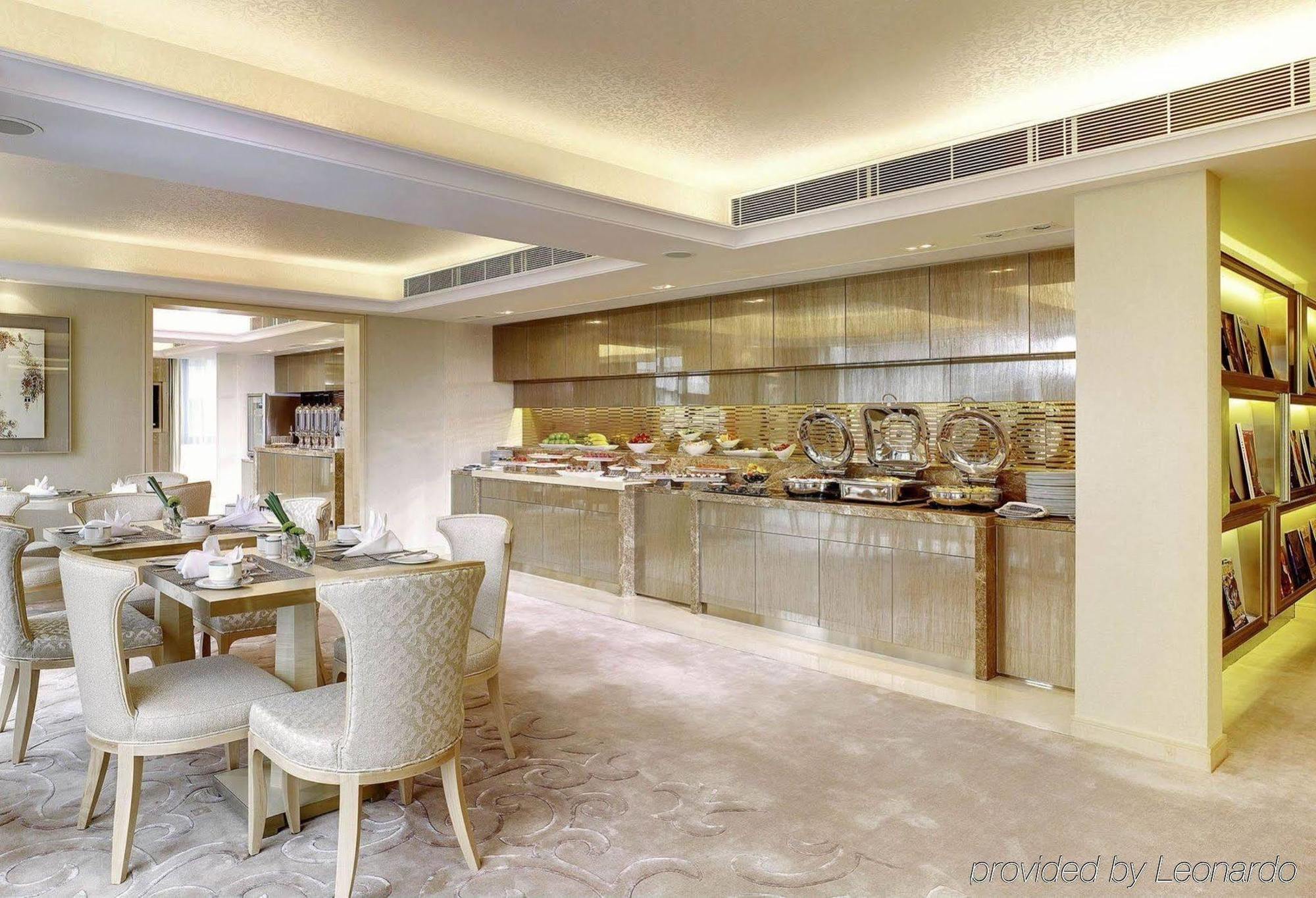 فندق ذه رويال غاردن هونغ كونغ المظهر الخارجي الصورة The kitchen of a private suite