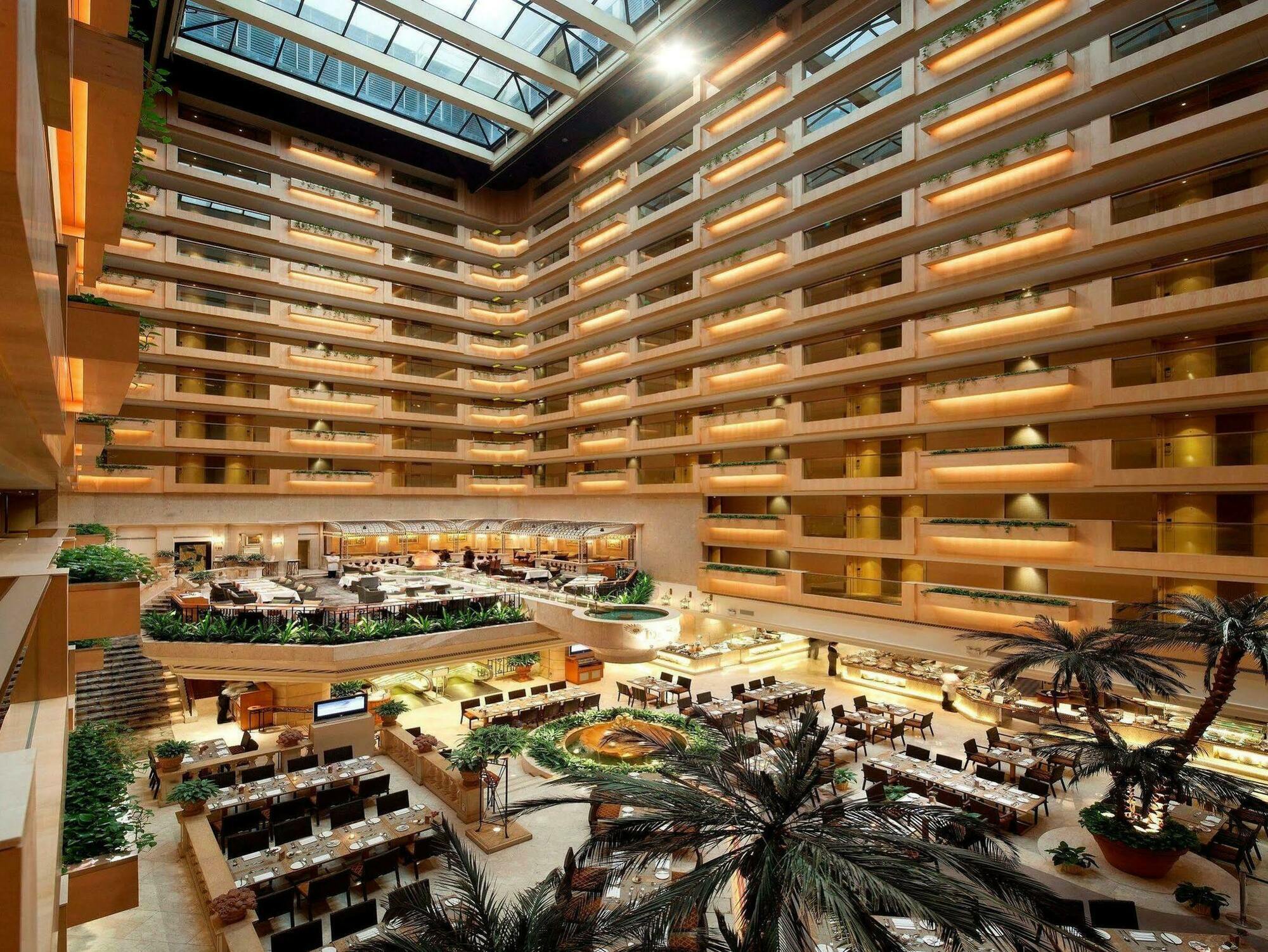 فندق ذه رويال غاردن هونغ كونغ المظهر الخارجي الصورة The interior of the hotel